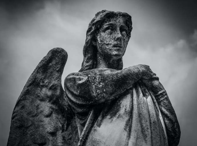 "Sii presente al tuo presente": intuizioni filosofiche e psicologiche sulla morte