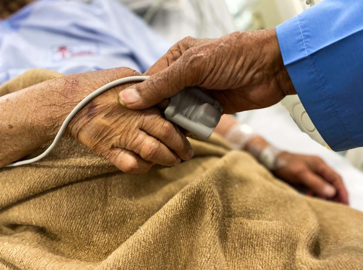 “Ogni vita, all’inizio o alla fine, sia custodita”